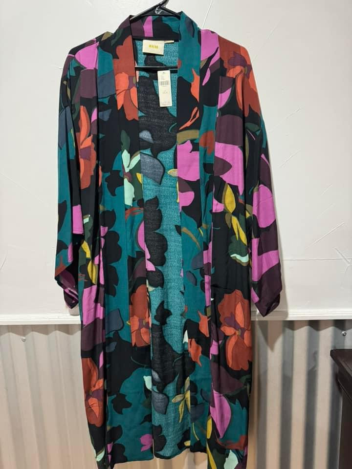 NWT - Anthropology Brand OVERSIZED - Small